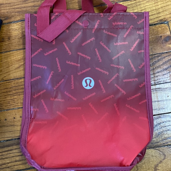 3 small Reusable Lululemon bags - Picture 3 of 5